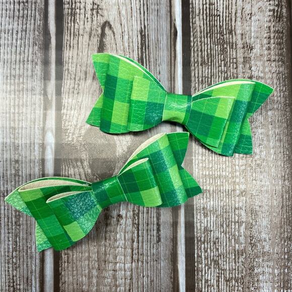 Hand Crafted Other - Girl’s Set of Hair Bows Green Plaid They are 3 1/2” Bows Secured on a 2” Barrett